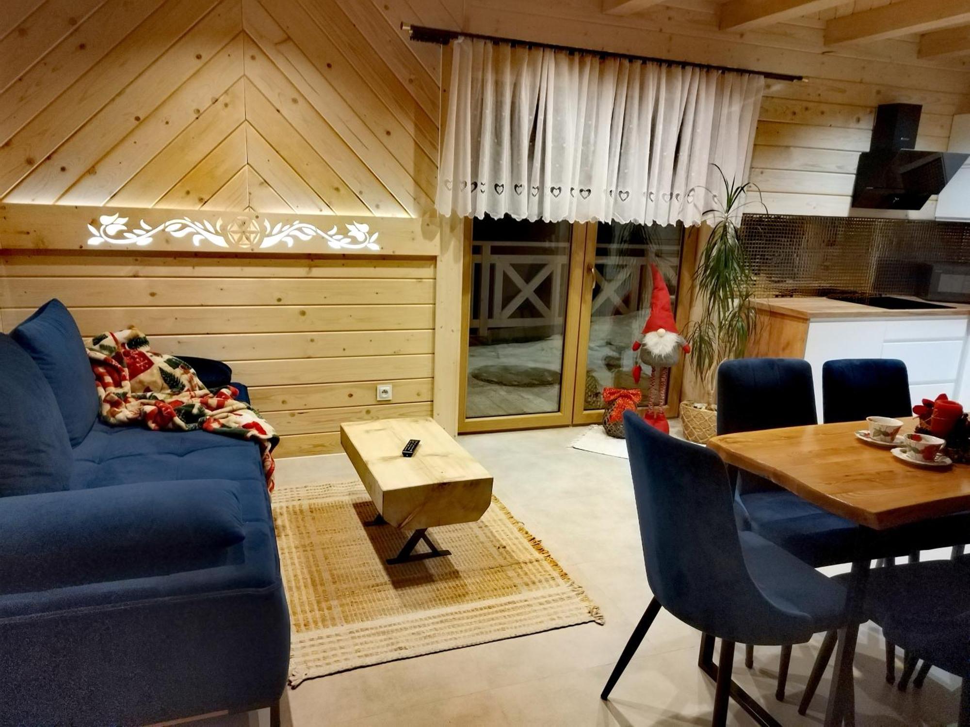Zymbiansko 2 Z Jacuzzi
